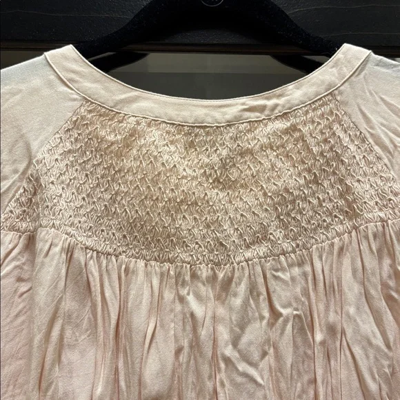 Women's Pink Button-Up Top - Picture 3 of 5